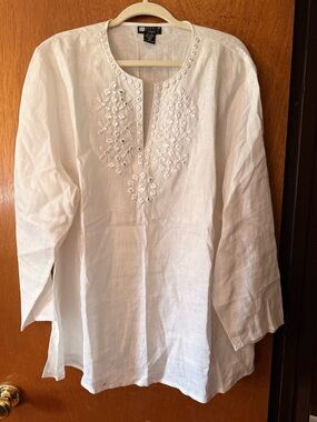 Carole Little White Embroidered Linen Tunic